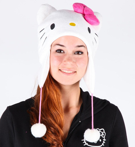 white Hello Kitty Hat